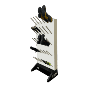 Czarny stojak na buty JerZY z białym panelem; na nim wiszą buty robocze, buty trekkingowe, rękawice, a na dole żółte nakładki na buty.